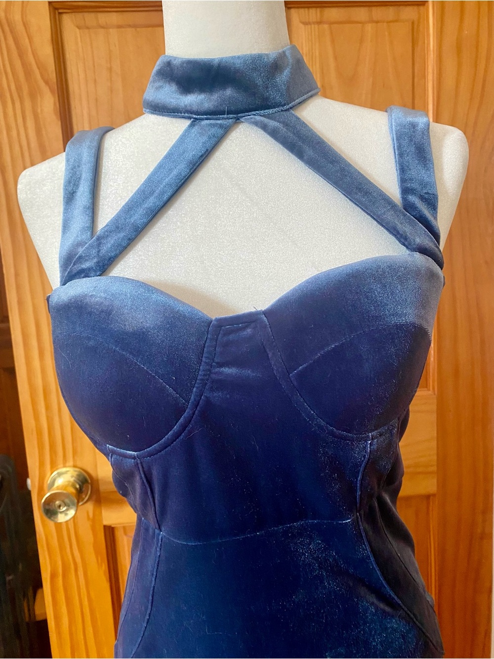 L’ATISTE Blue Velvet Corset Bodycon Dress Choker Neck Cutout Size L - Picture 2 of 14